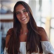 Insegnante aiuto compiti scuola elementare e medie